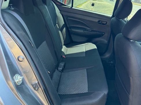 Used 2020 Nissan Versa S image 35