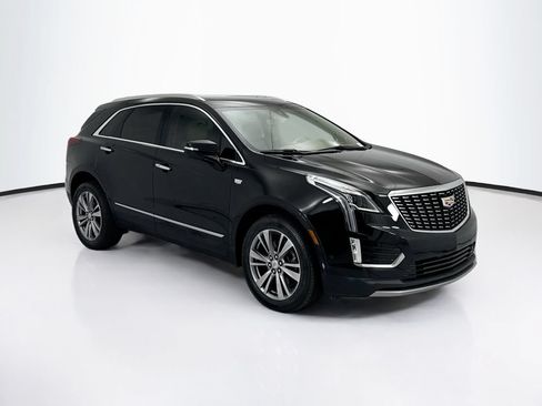 Used 2024 Cadillac XT5 Premium Luxury w/ Platinum Package FWD image 3