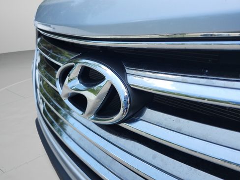 Used 2014 Hyundai Santa Fe GLS FWD image 26