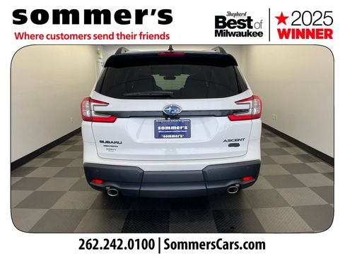 Used 2023 Subaru Ascent Onyx Edition AWD/4WD image 4