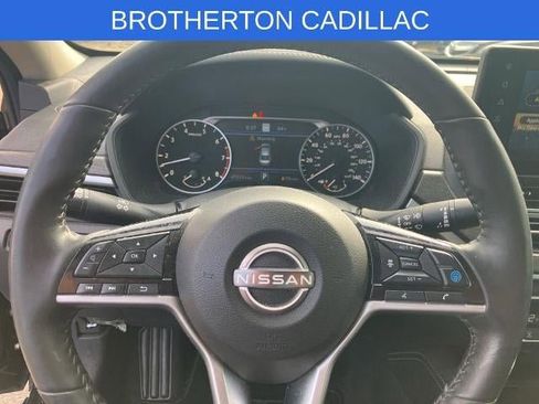 Used 2023 Nissan Altima 2.5 SL AWD/4WD image 17