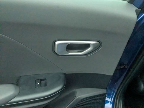 Used 2025 Kia K4 LXS image 27