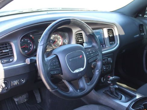 Used 2018 Dodge Charger GT w/ Blacktop Package image 14