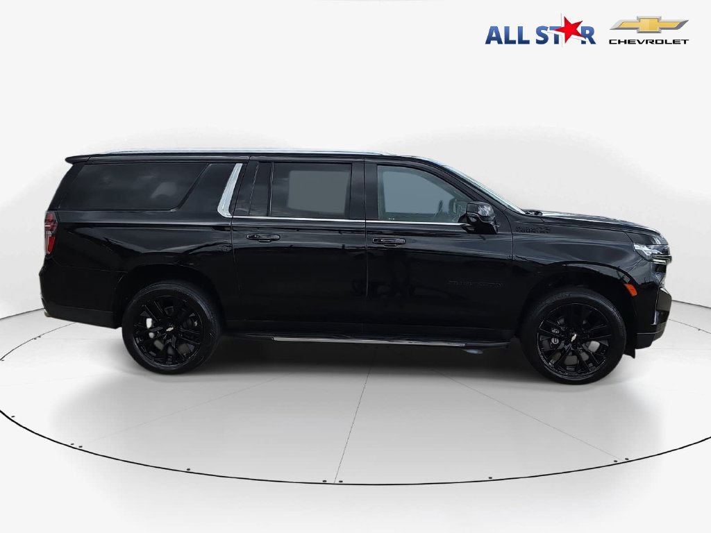 Used 2021 Chevrolet Suburban High Country RWD image 2