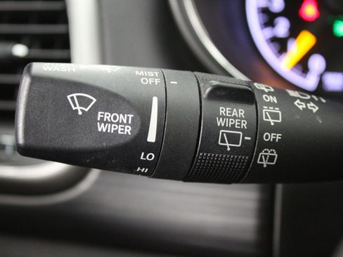 Used 2019 Jeep Grand Cherokee Altitude image 30