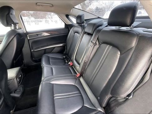 Used 2016 Lincoln MKZ image 26