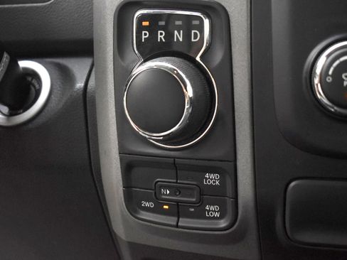 Used 2015 RAM 1500 Express image 20