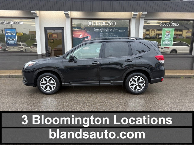 Used 2024 Subaru Forester Premium AWD/4WD image 1