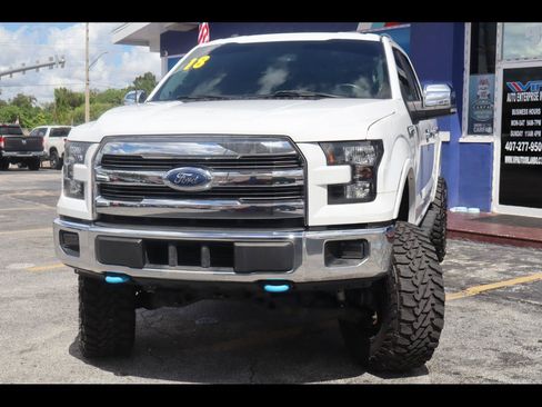 Used 2017 Ford F150 Lariat AWD/4WD image 3