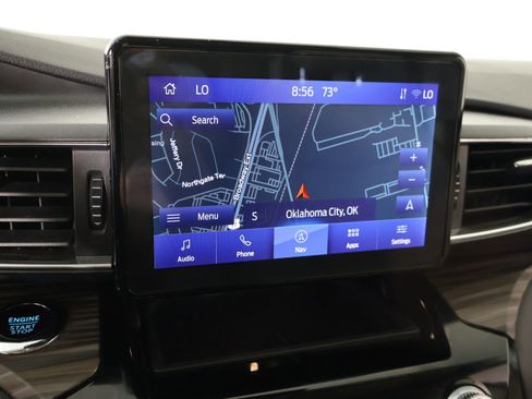 Used 2023 Ford Explorer Limited AWD/4WD image 7