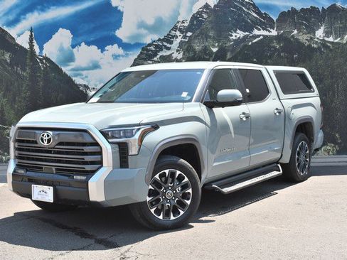 Used 2024 Toyota Tundra Limited AWD/4WD image 6