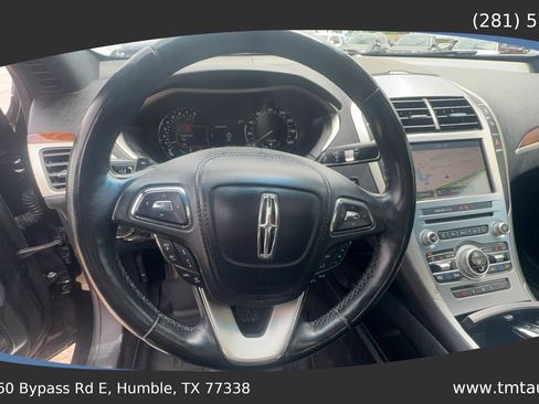 Used 2019 Lincoln MKZ Reserve w/ Reserve Plus Package AWD/4WD image 10