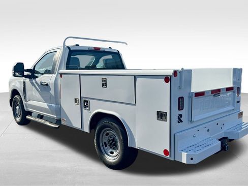 New 2026 Ford F250 XL image 12