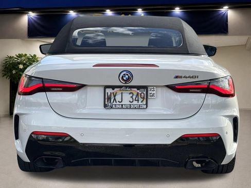 Used 2023 BMW M440i Convertible w/ Premium Package RWD image 4