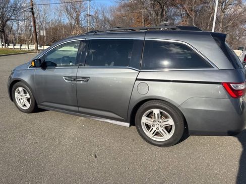 Used 2013 Honda Odyssey Touring image 12