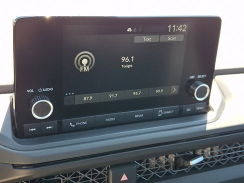 Certified 2024 Honda Accord EX image 18