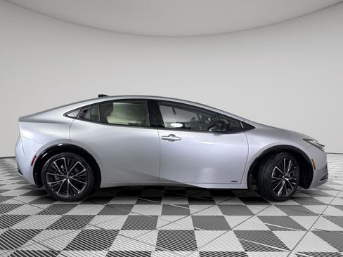 New 2026 Toyota Prius Limited image 17