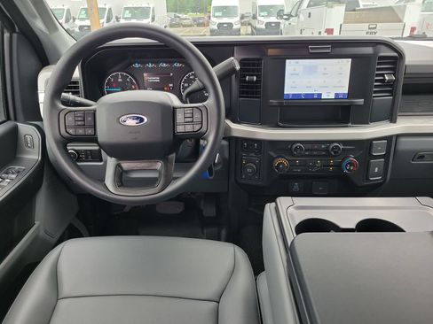 New 2026 Ford F350 XL w/ XL Chrome Package AWD/4WD image 22