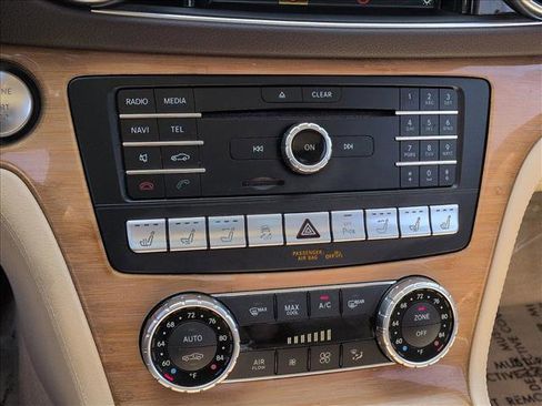 Used 2017 Mercedes-Benz SL 450 image 15