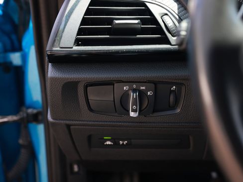 Used 2017 BMW M2 image 51