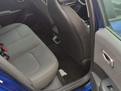 Used 2025 Kia K4 LXS image 18