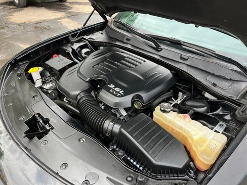 Used 2021 Dodge Charger SXT w/ Leather Interior Group image 34