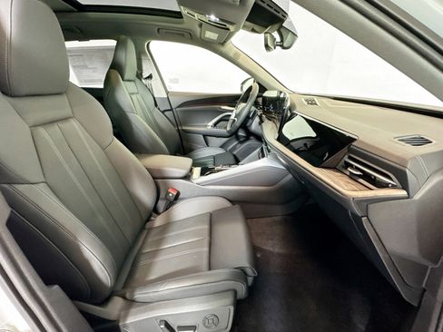 New 2025 Audi Q5 Premium Plus image 25