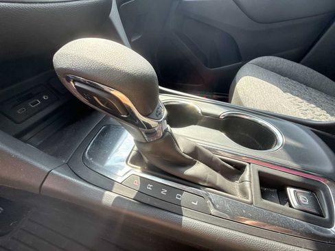 Certified 2024 Chevrolet Equinox LT FWD image 15