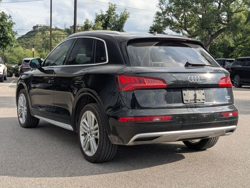 Used 2018 Audi Q5 2.0T Premium Plus w/ Premium Plus Package AWD/4WD image 3