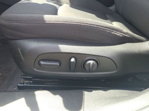 Used 2023 Chevrolet Malibu LT FWD image 23
