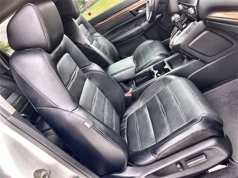 Certified 2018 Honda CR-V Touring image 12