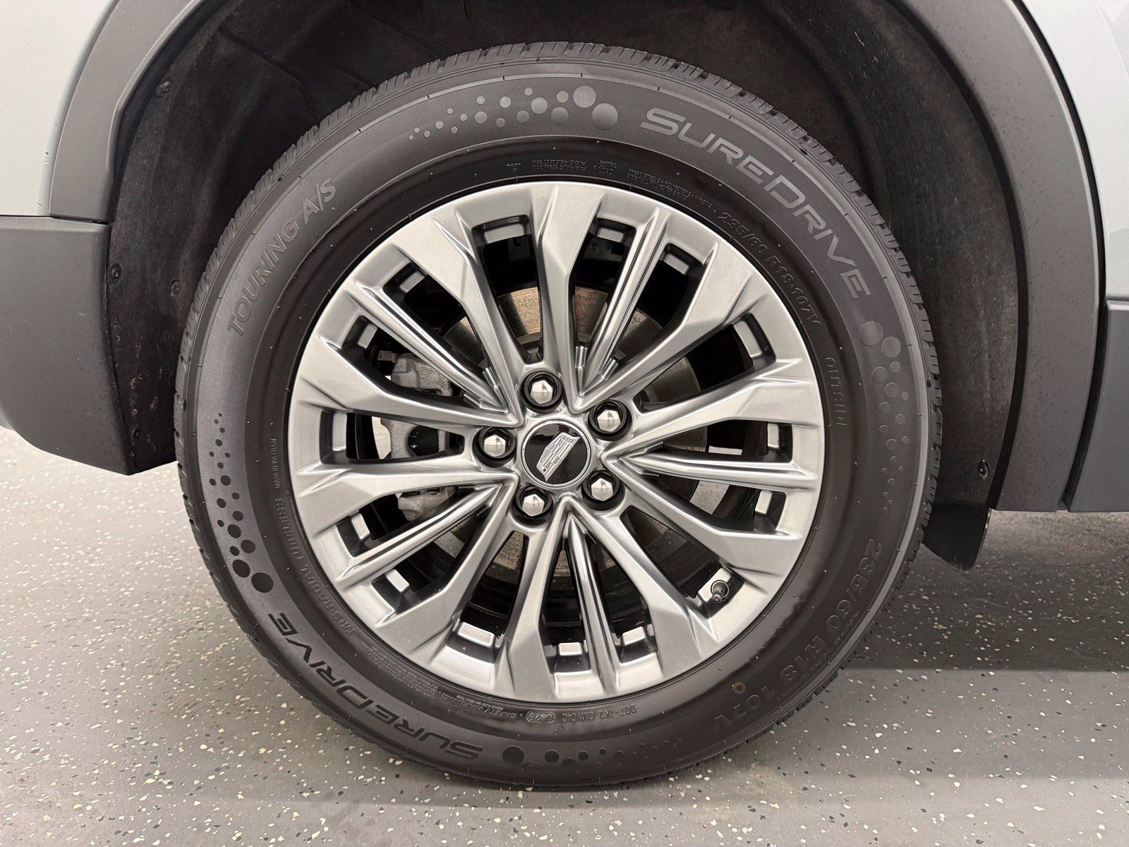 Used 2024 Cadillac XT4 Premium Luxury FWD image 20