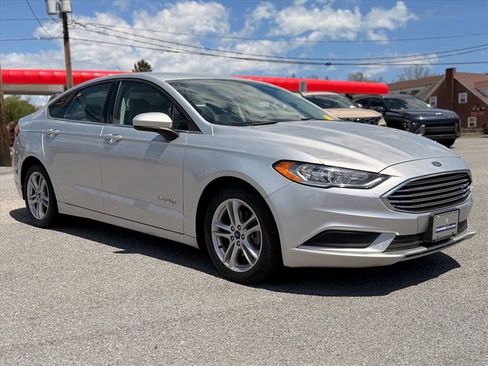 Used 2018 Ford Fusion S FWD image 17