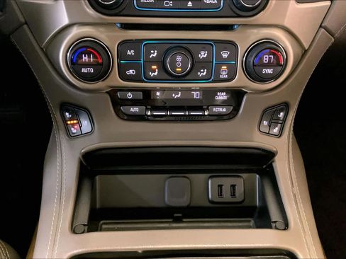 Used 2018 GMC Yukon Denali w/ Denali Ultimate Package image 34