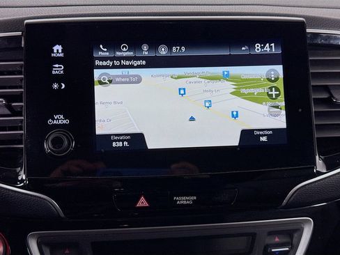 Used 2019 Honda Pilot Touring image 13