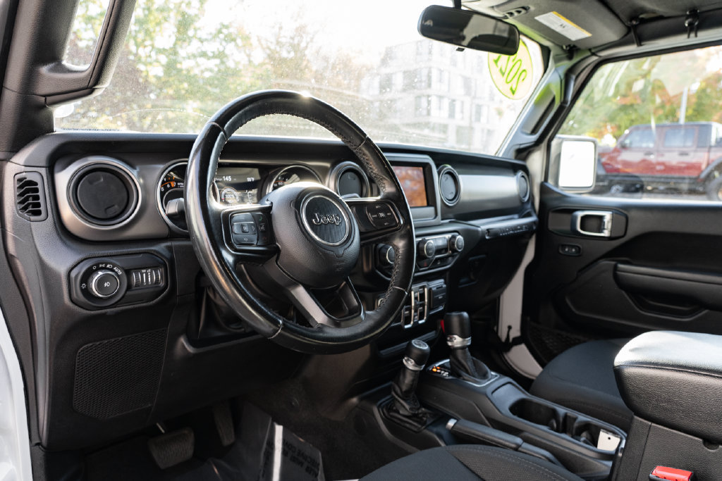 Used 2021 Jeep Wrangler Unlimited Sport AWD/4WD image 23