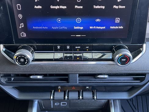 Used 2023 Chevrolet Colorado Trail Boss w/ Technology Package AWD/4WD image 27