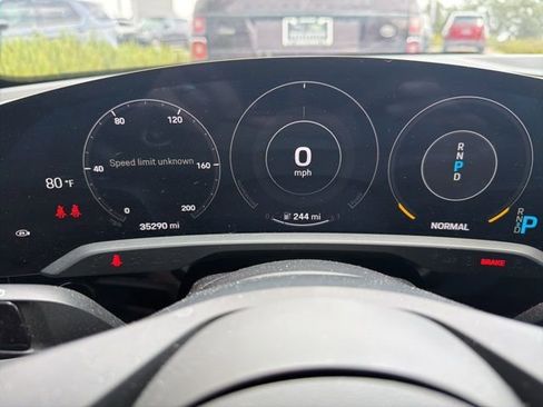 Used 2021 Porsche Taycan 4S AWD/4WD image 12