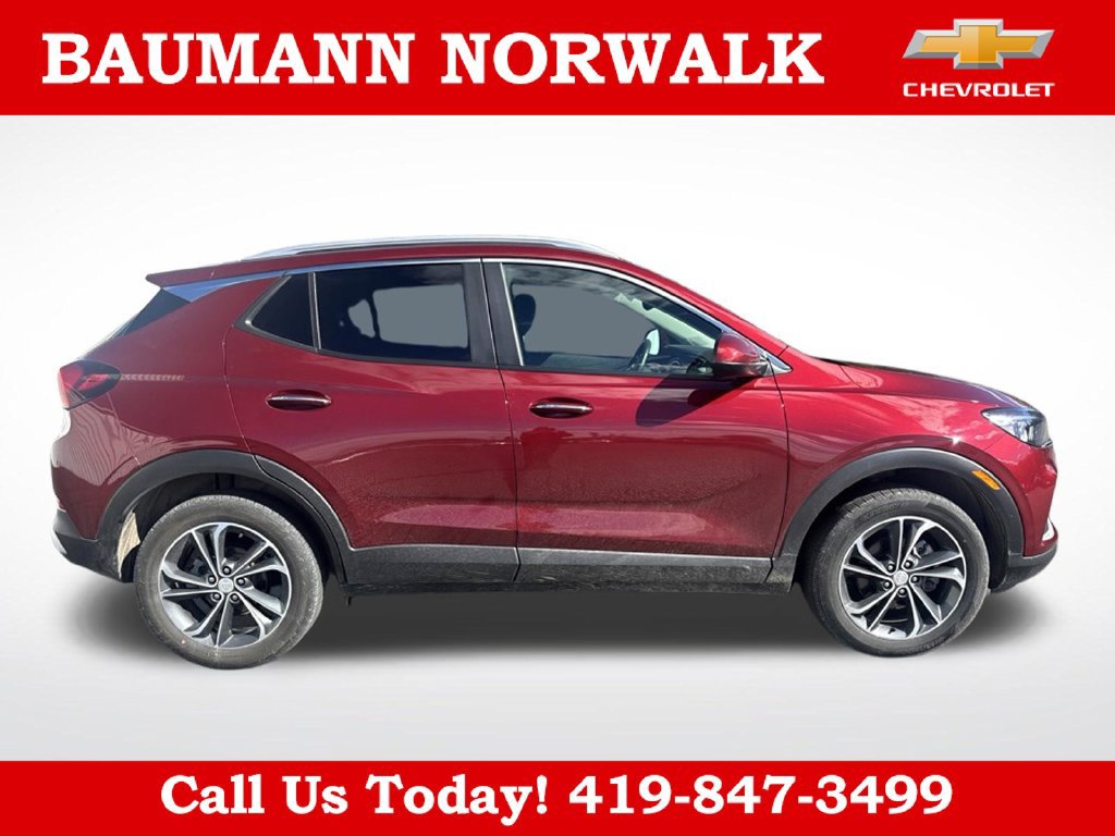 Used 2023 Buick Encore GX Select w/ Safety Package II AWD/4WD image 4