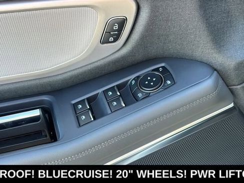New 2026 Ford Expedition Active AWD/4WD image 11