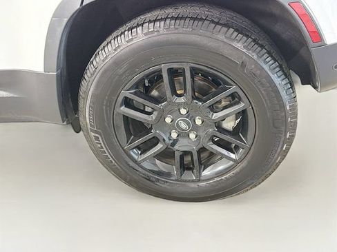 Used 2024 Land Rover Defender 110 S AWD/4WD image 32