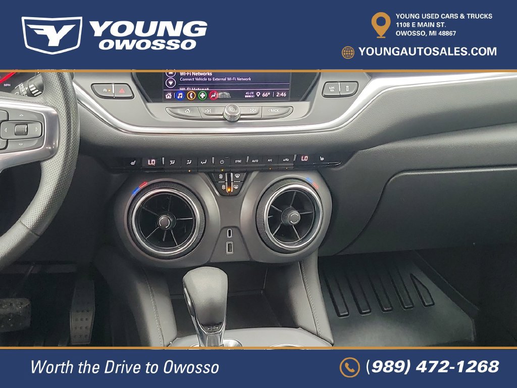 Used 2021 Chevrolet Blazer LT FWD image 32