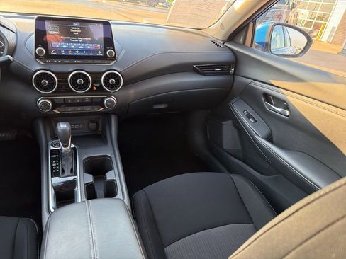 Used 2025 Nissan Sentra SV FWD image 18