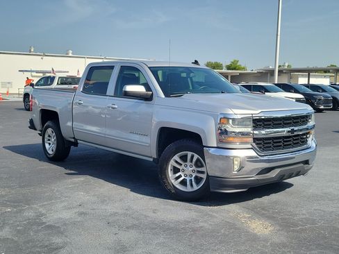 Used 2018 Chevrolet Silverado 1500 LT w/ All Star Edition RWD image 32