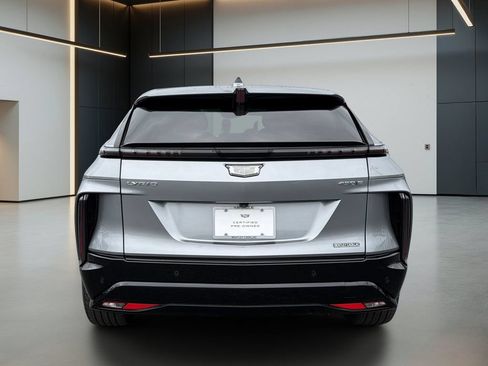 Certified 2024 Cadillac Lyriq Sport RWD image 5