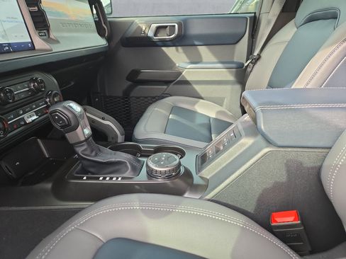 Certified 2024 Ford Bronco Outer Banks image 21