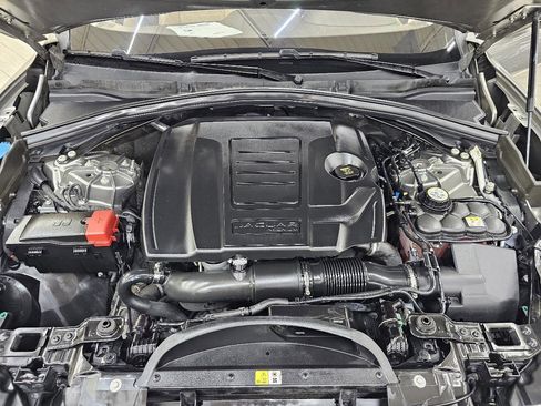 Used 2018 Jaguar F-PACE Prestige AWD/4WD image 44