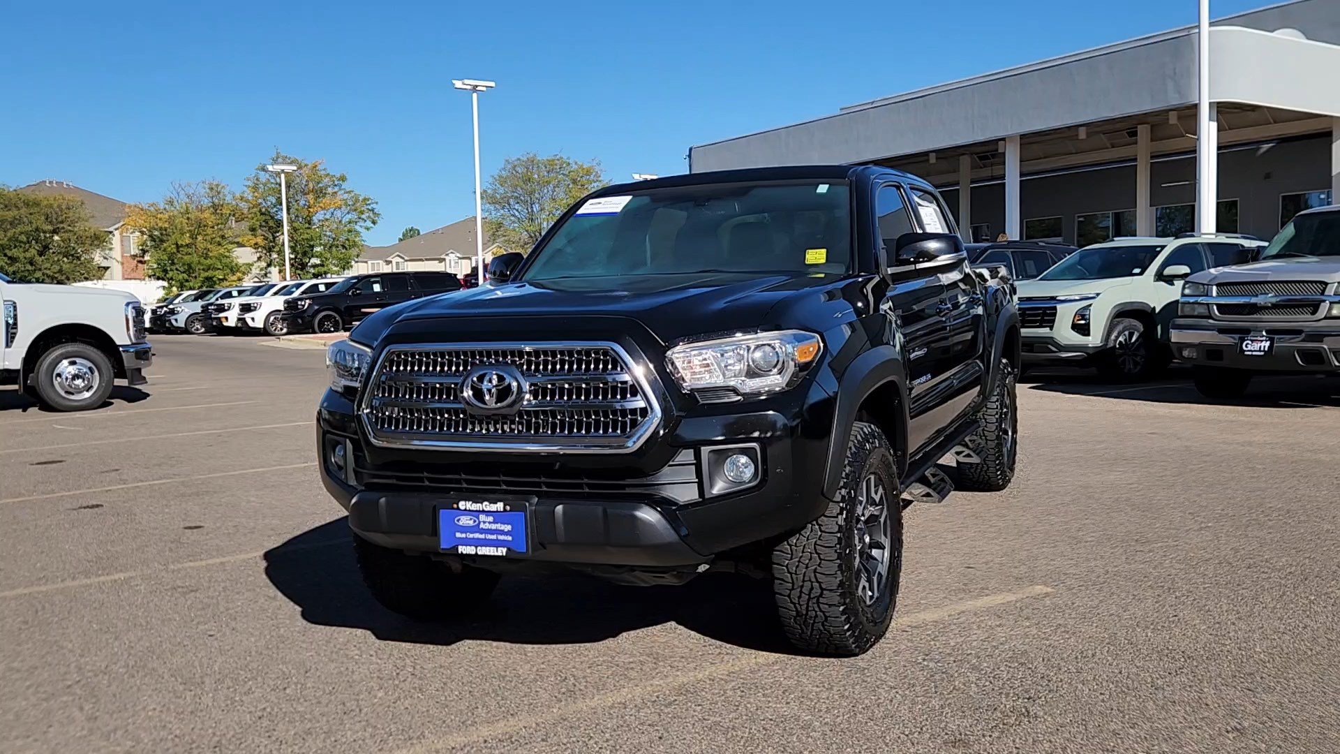 Used 2016 Toyota Tacoma TRD Off-Road w/ Towing Package AWD/4WD image 4