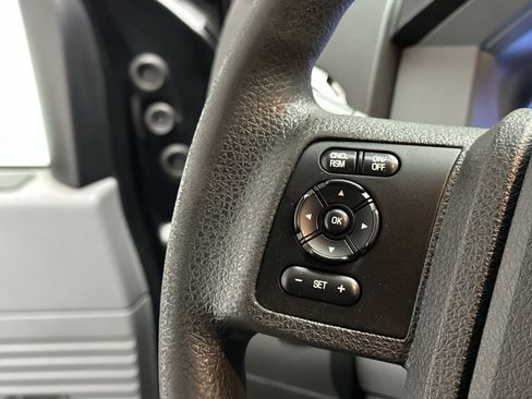 Used 2011 Ford F250 XLT w/ XLT Premium Pkg AWD/4WD image 26