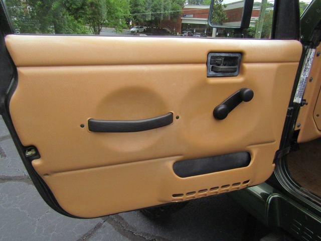 Used 1998 Jeep Wrangler Sahara AWD/4WD image 17